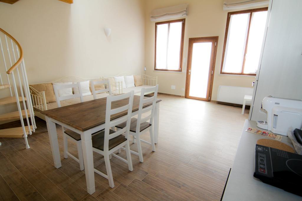 Agriturismo Cascina Della Fontana Lodi Værelse billede