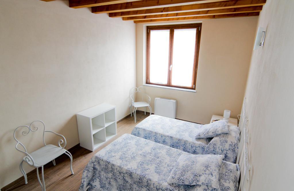 Agriturismo Cascina Della Fontana Lodi Værelse billede